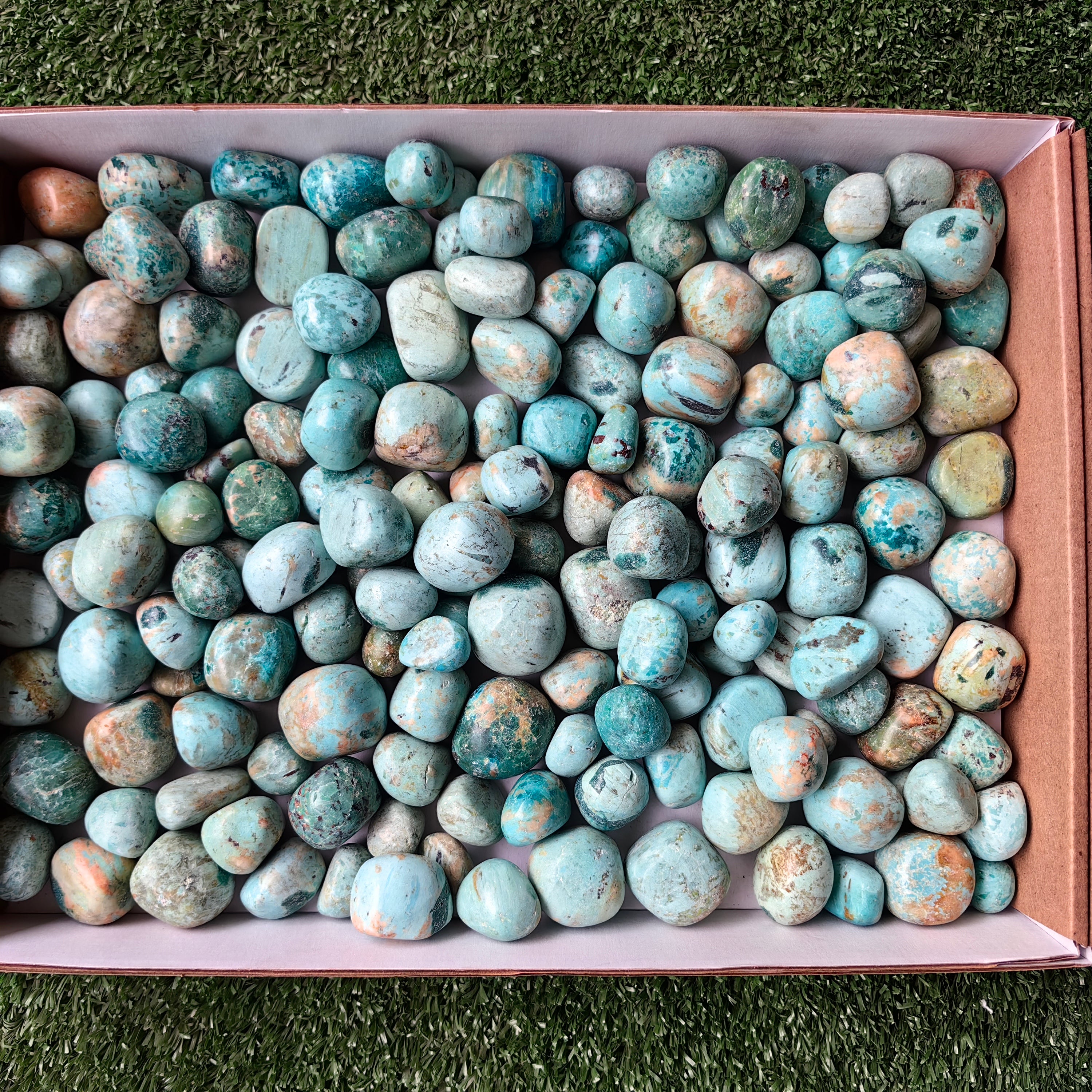 Lot 2 kg Peruvian Turquoise Tumbled