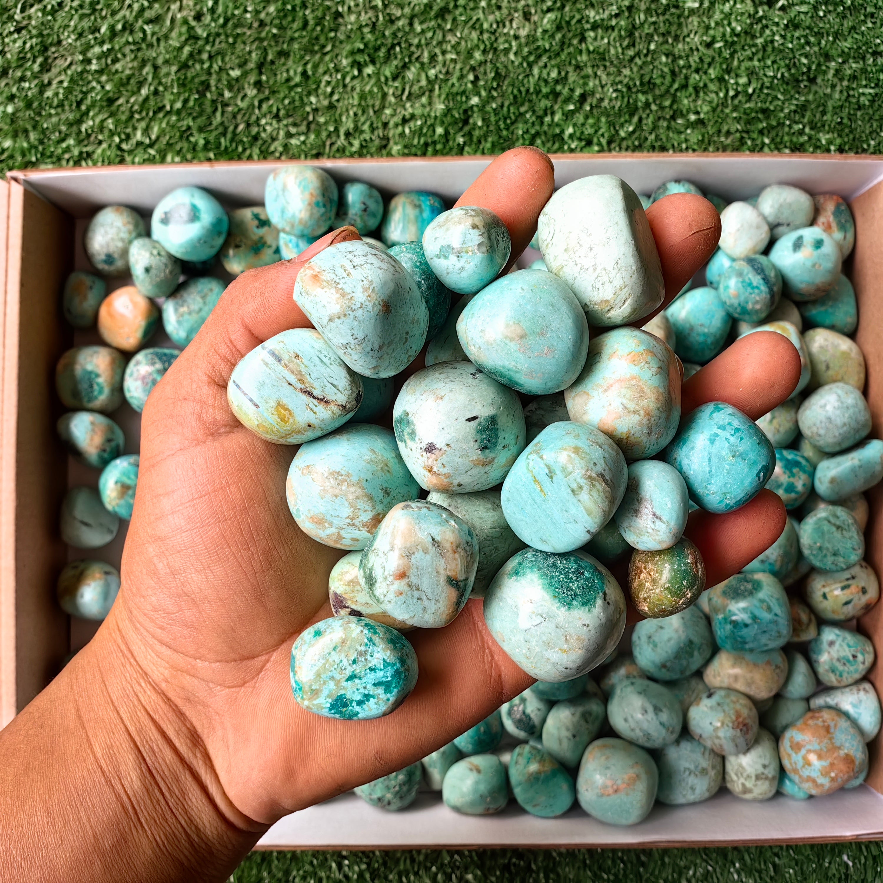 Lot 2 kg Peruvian Turquoise Tumbled