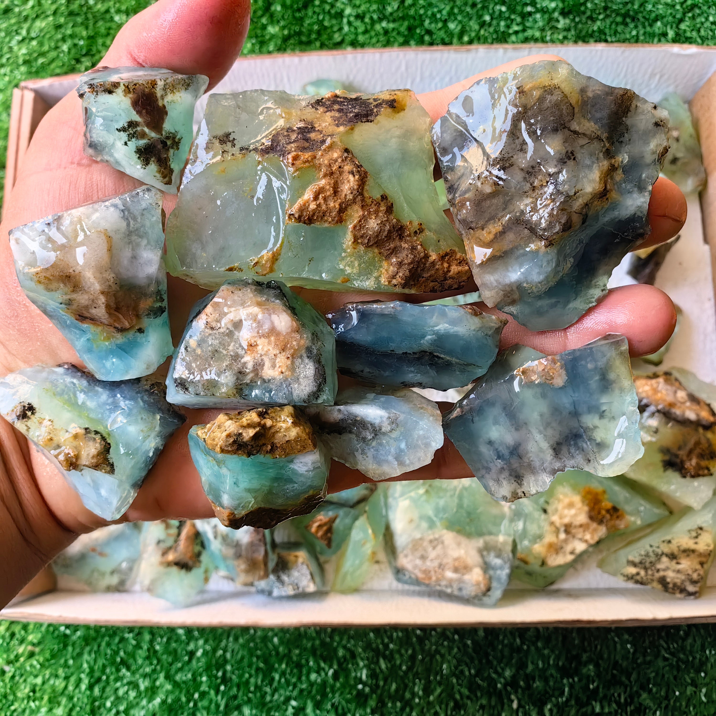 Lot 1.5 kg Andean Opal rough