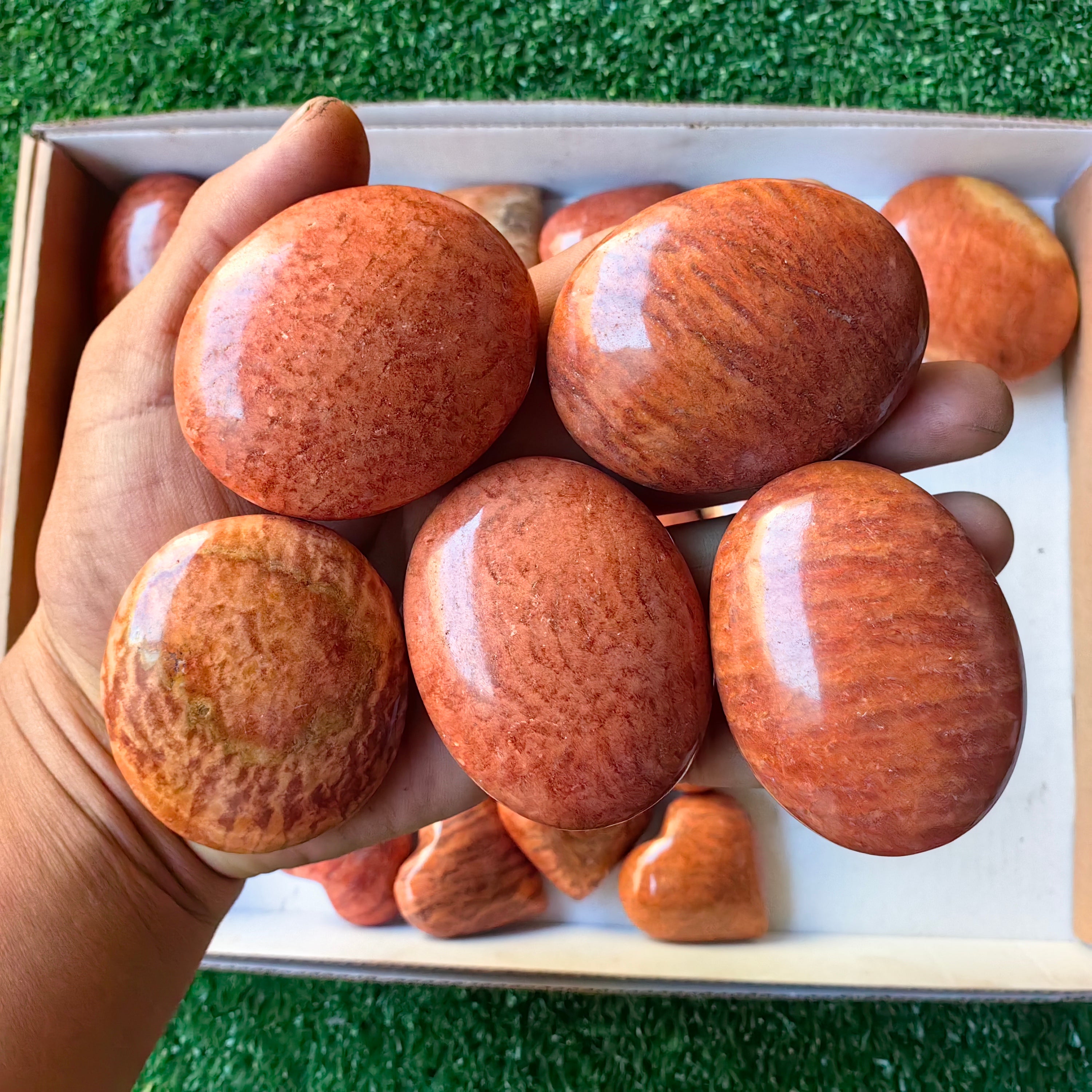 Lot 31 pcs Orange Jaspe heart and palm