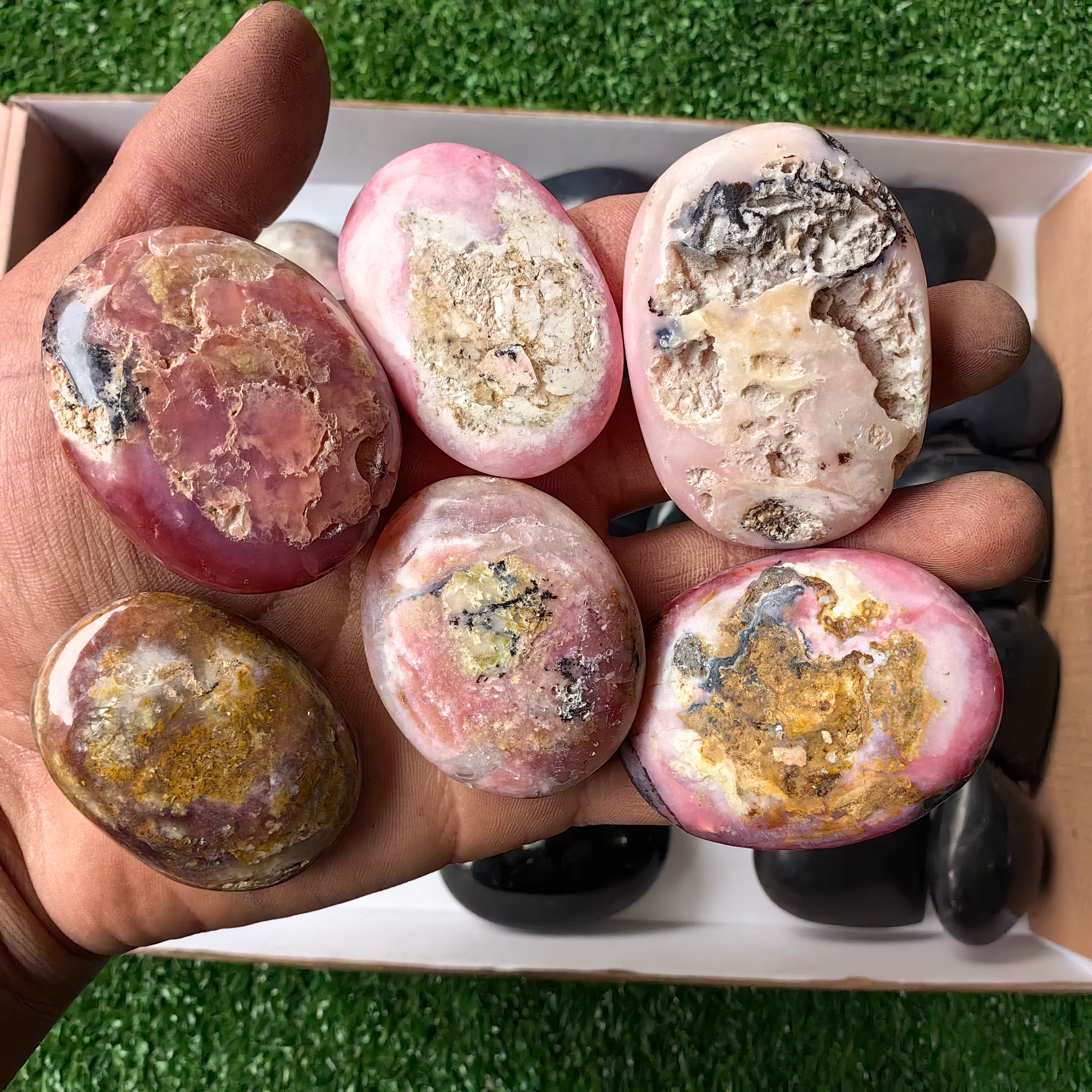Lot 27 pcs Black Onix Heart and Pink Opal Palm