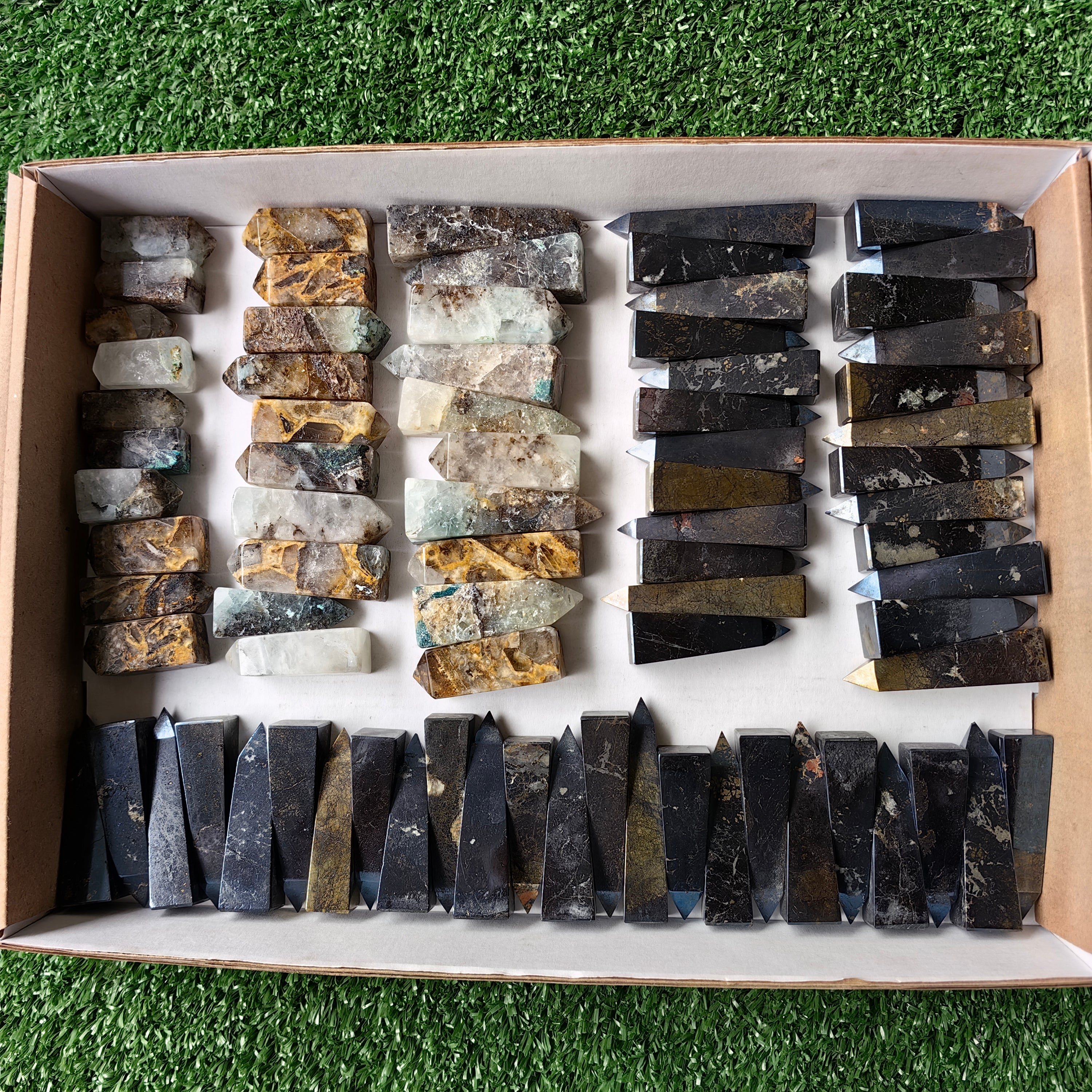 Lot 78 pcs Covellite and Chrysoquartz Tower