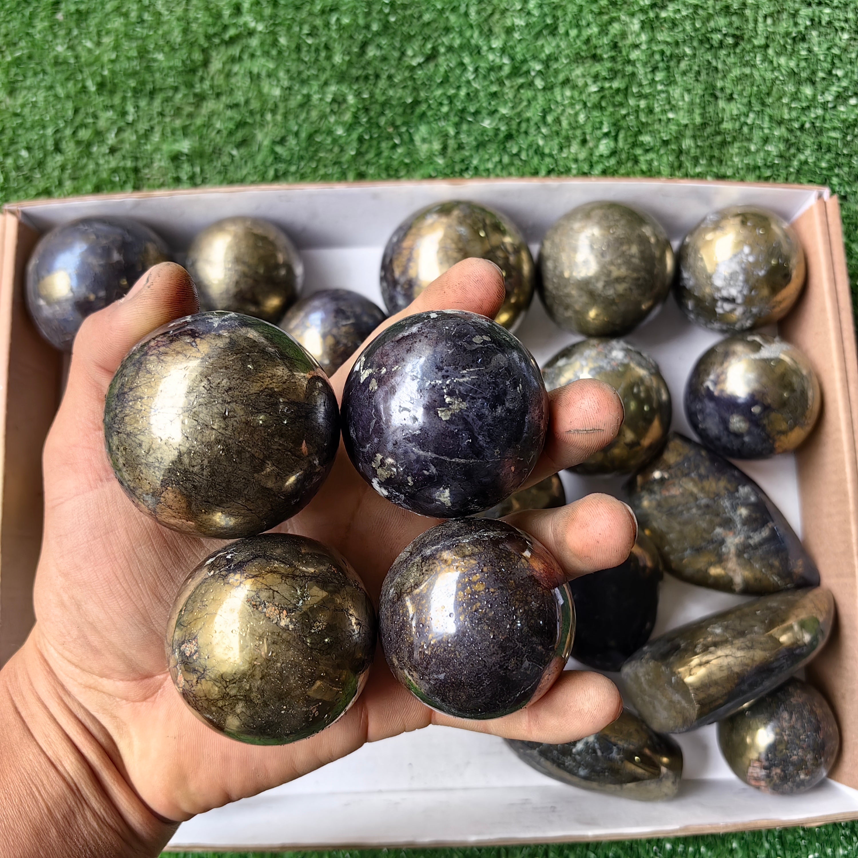 Lot 25 pcs Covellite on Chalcopyrite Sphere and Flame