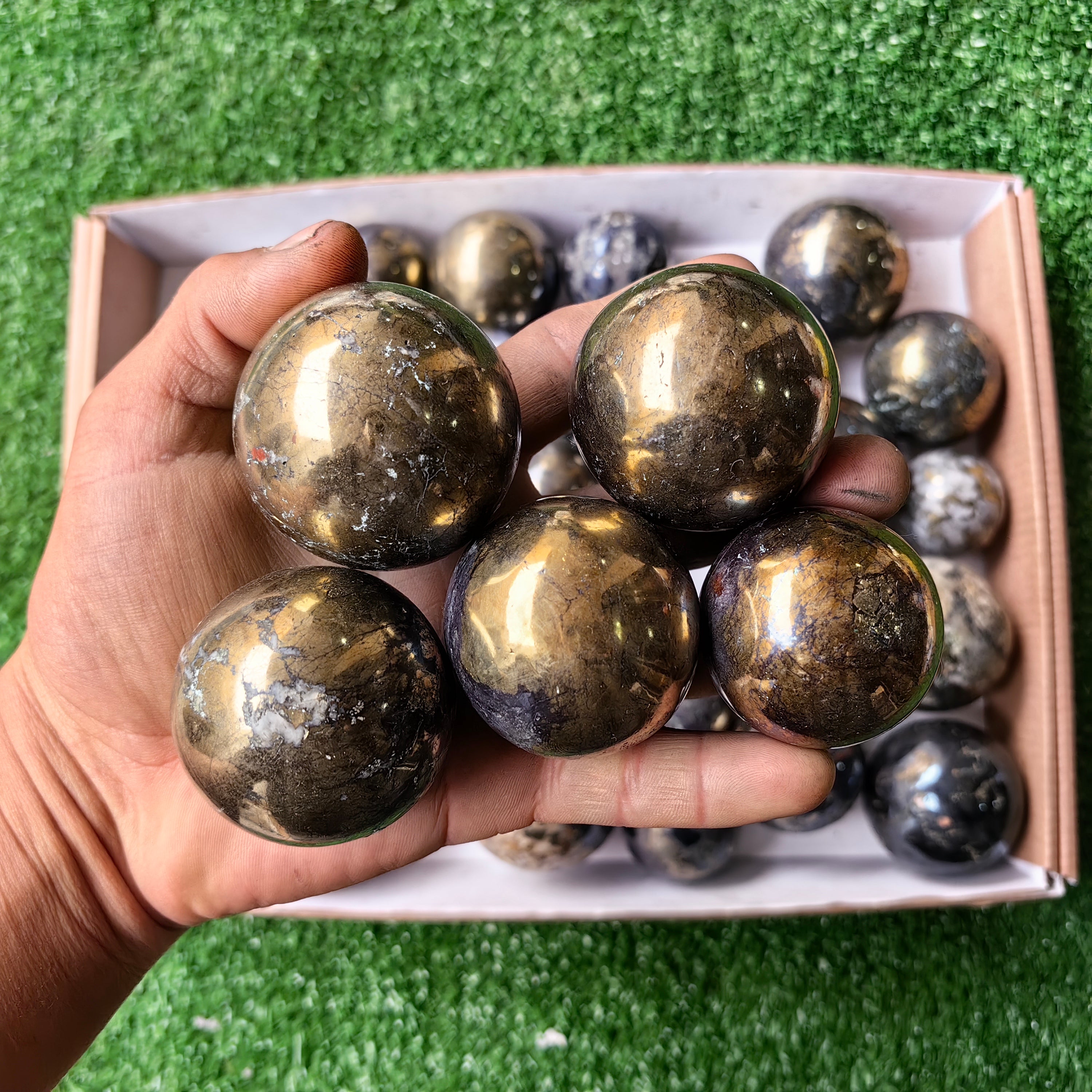 Lot 30 pcs Covellite on Chalcopyrite Sphere
