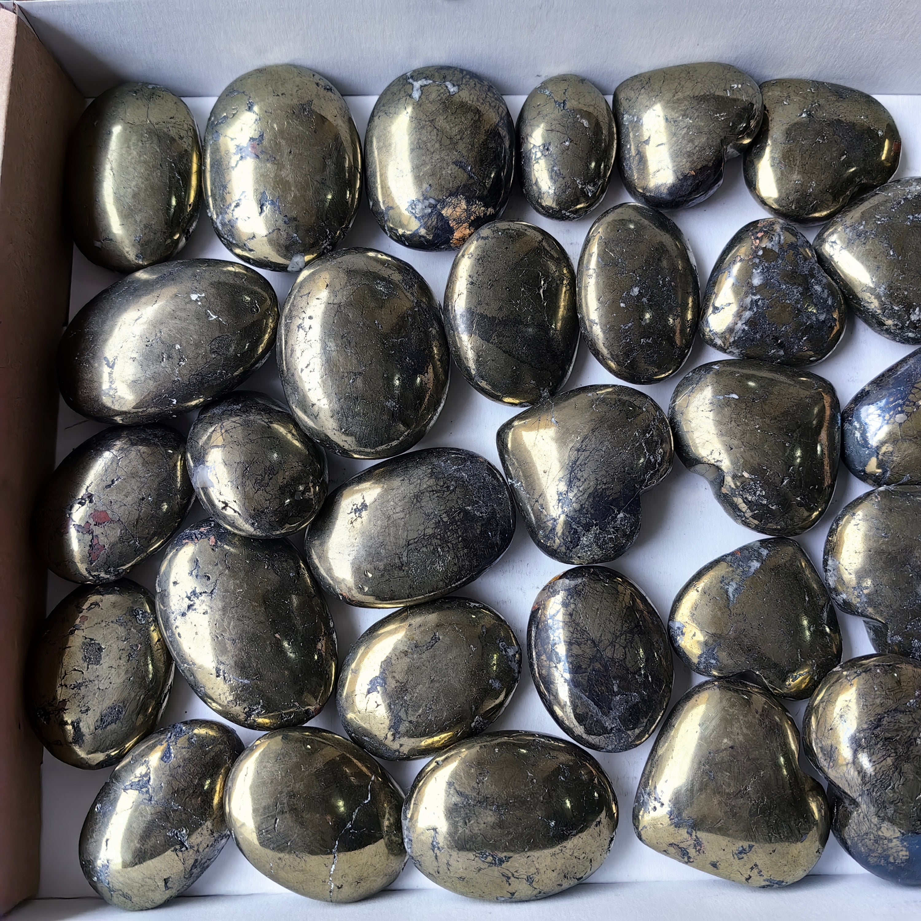 Lot 34 pcs Covellite on Chalcopyrite Palm and Heart