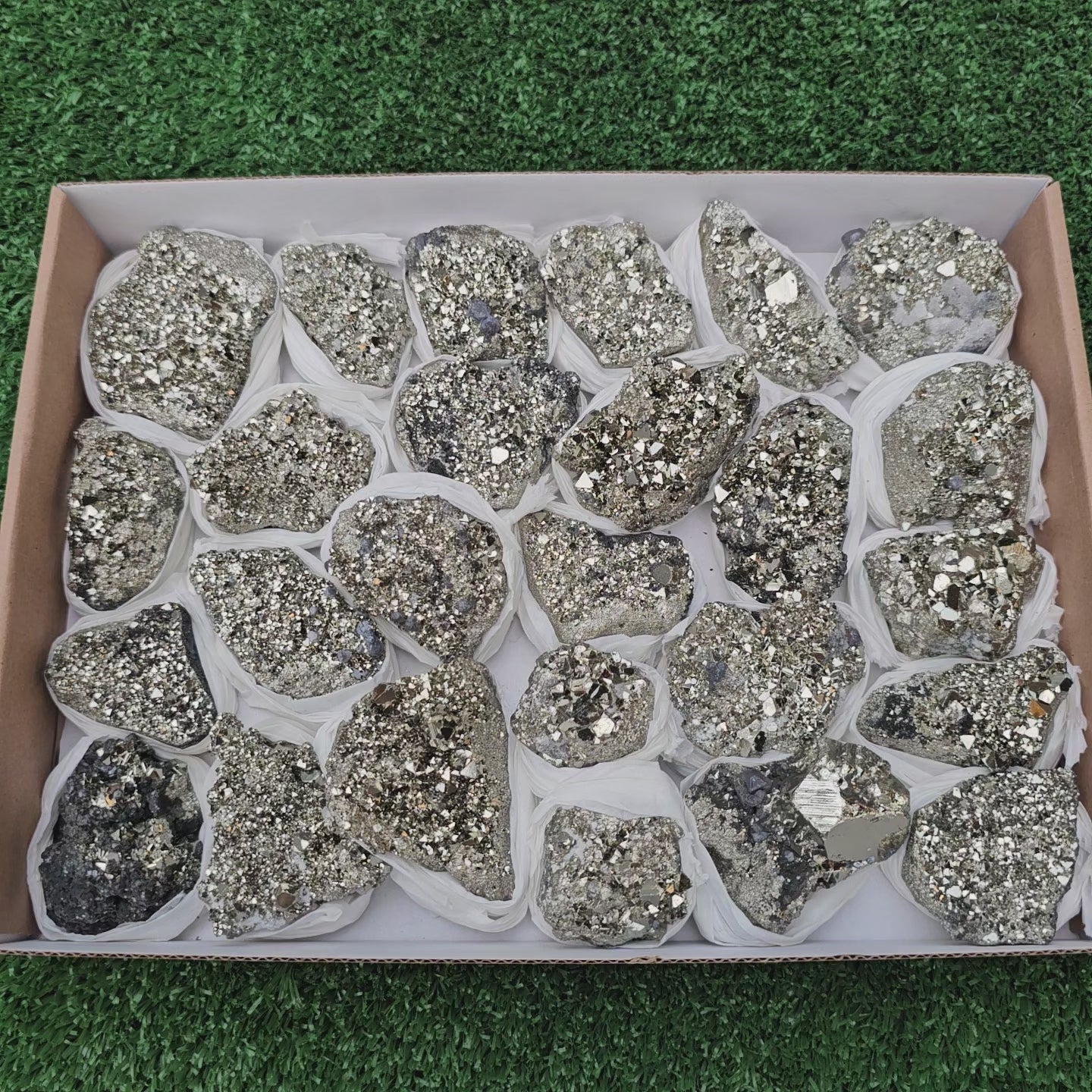 Load video: 26 pc pyrite octahedral