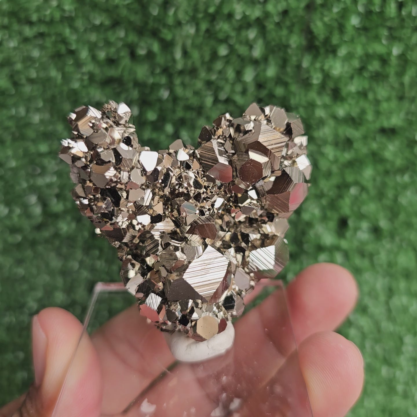 Load video: Pyrite octahedral