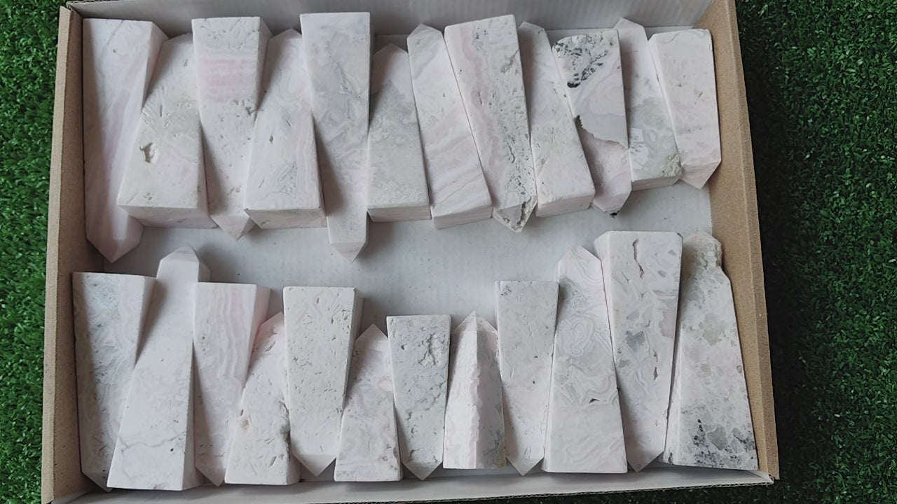 Load video: 24 pc mangano calcite towers