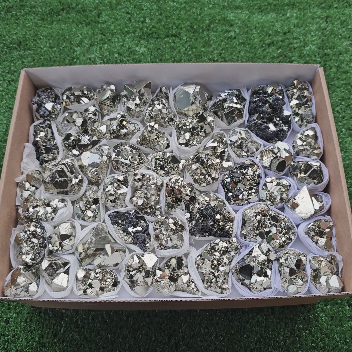 Load video: Box 52 pcs big pyrite Octahedral
