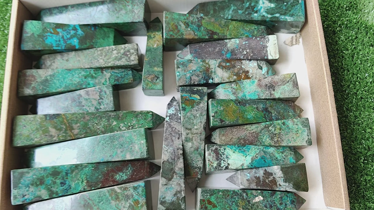 Load video: 22 pcs Chrysocolla Tower