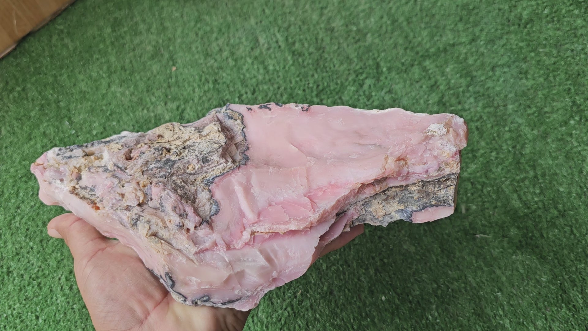 Load video: Pink Opal rough (1 pc)