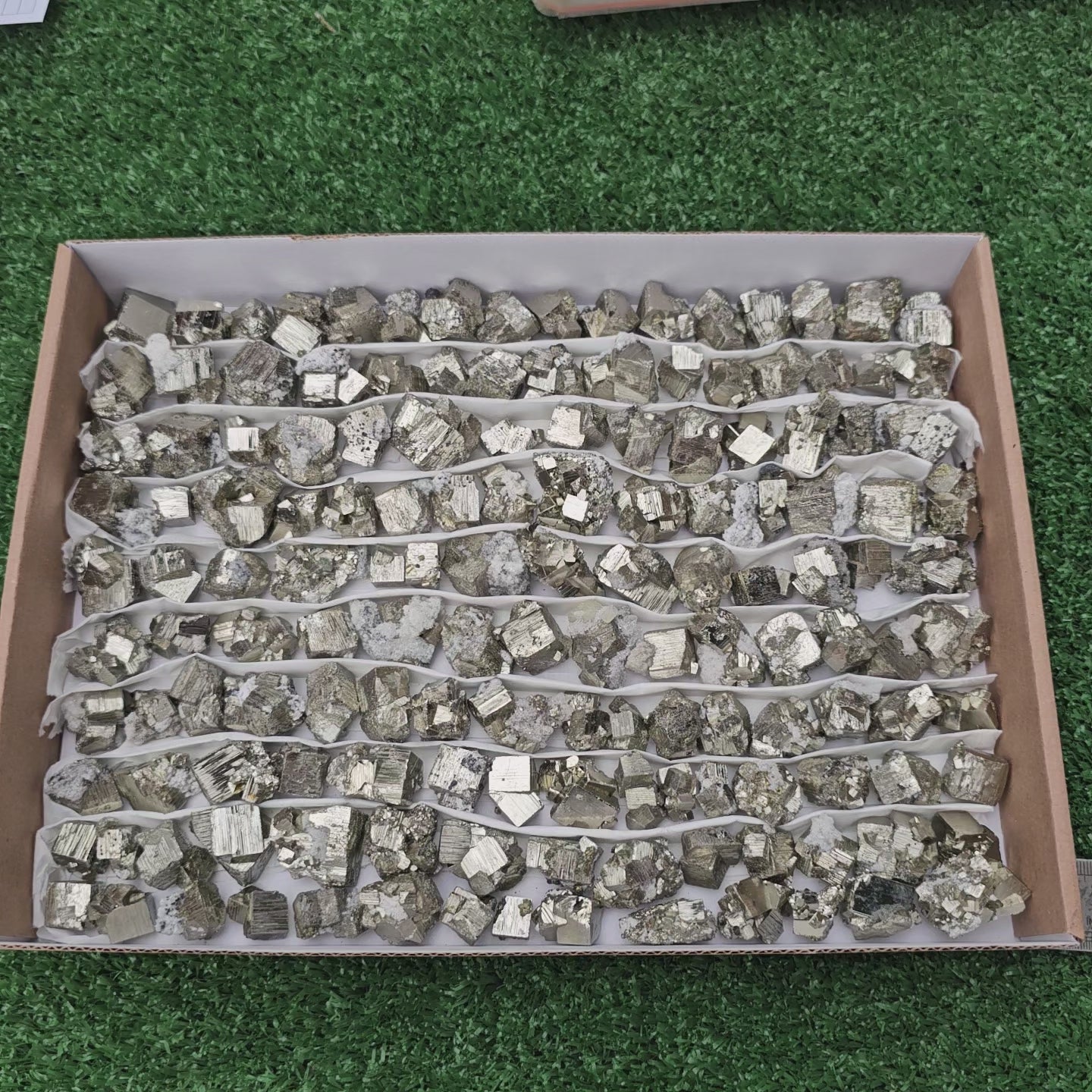 Load video: 130 pc pyrite Cubic box