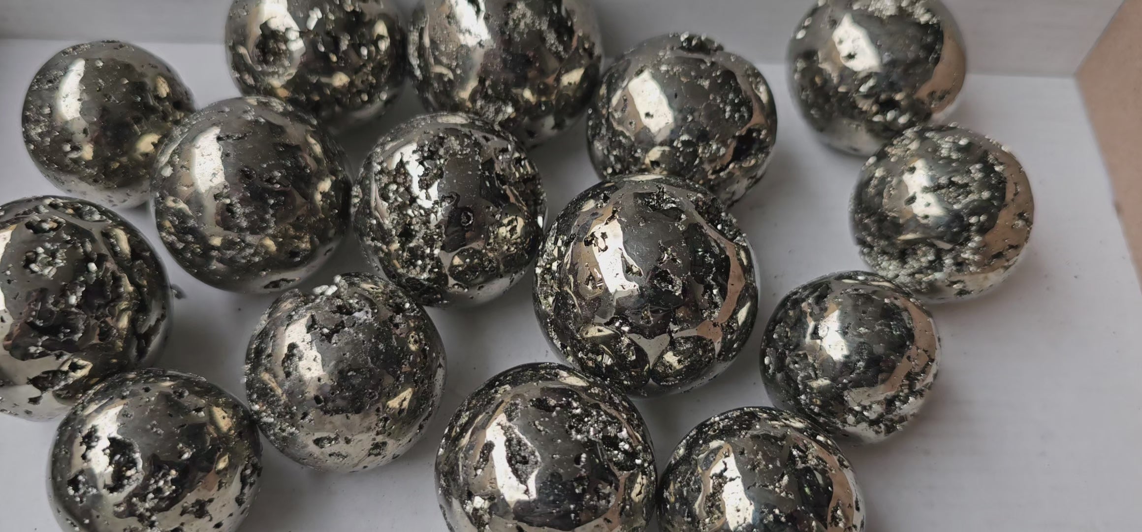 Load video: Lot 15 pcs Pyrite Sphere