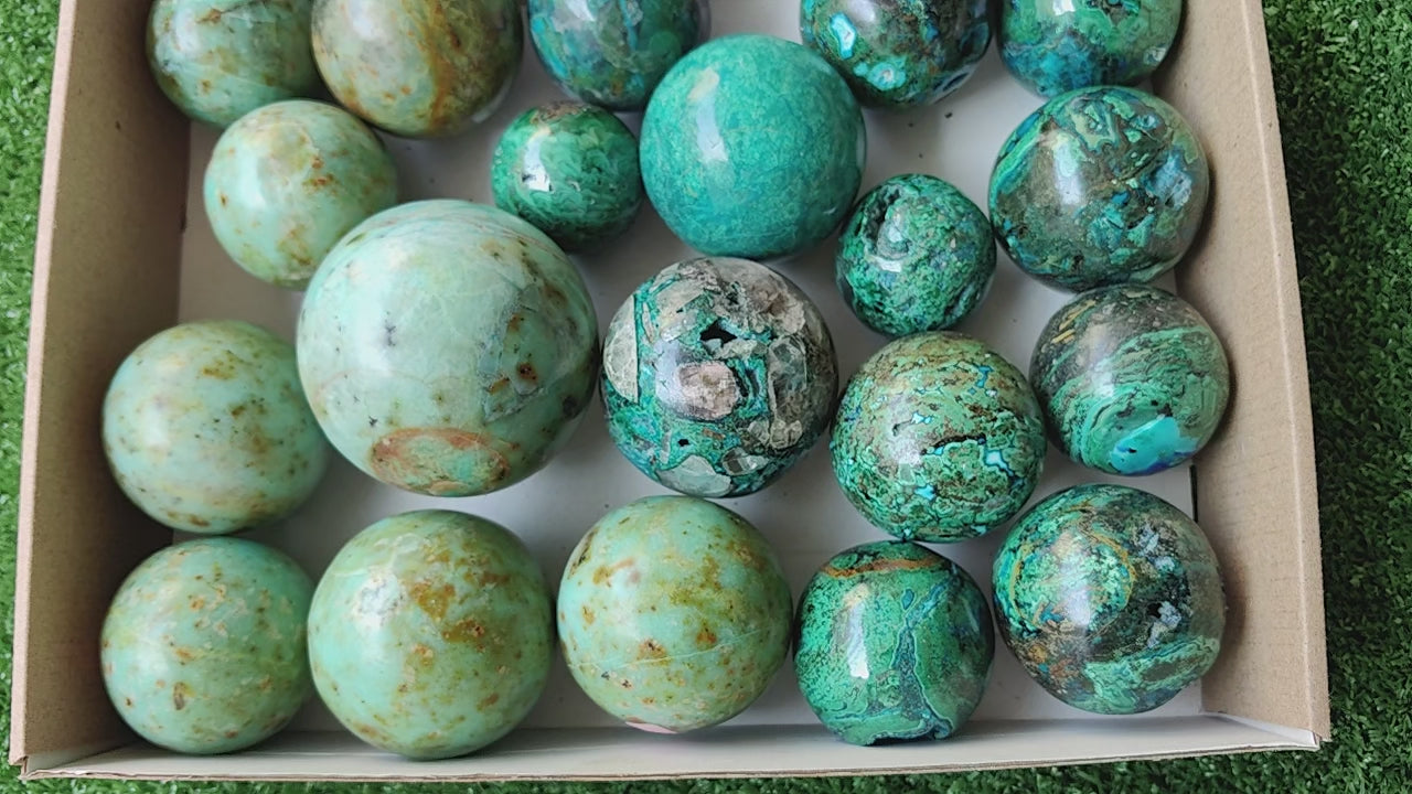 Load video: 20 pc chrysocolla & chrysoprase spheres
