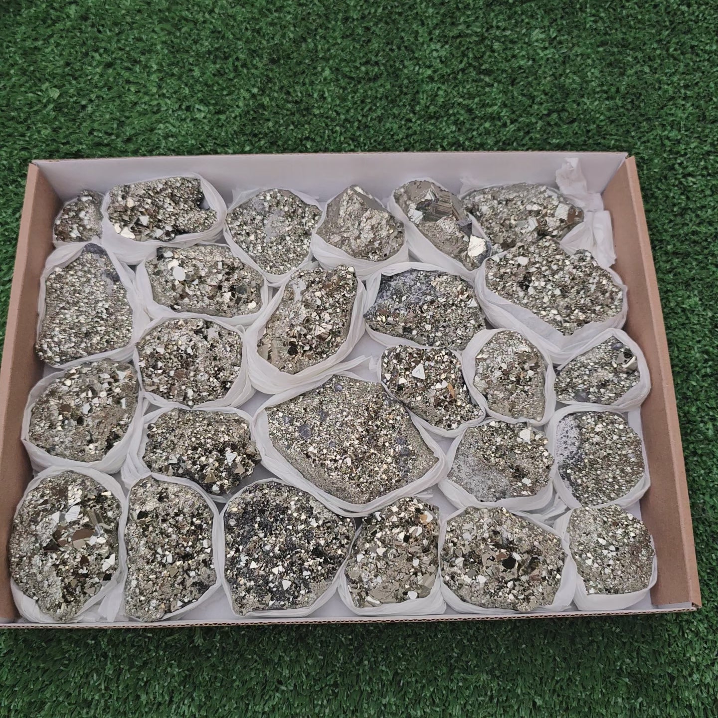 Load video: 26 pc pyrite octahedral