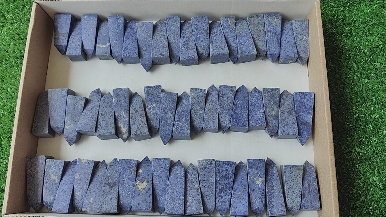 Load video: Lot 54 pcs Dumortierite Tower*