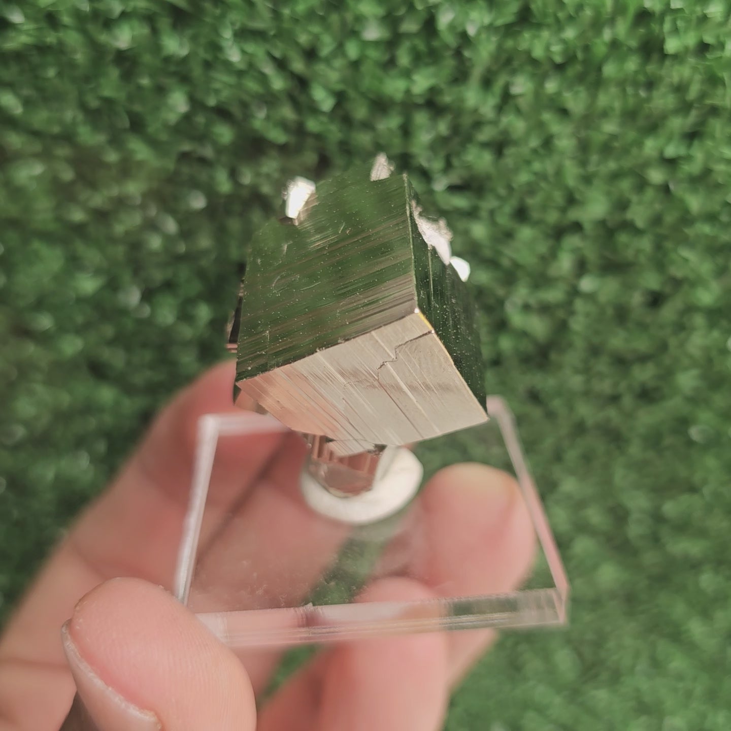 Load video: pyrite cubic