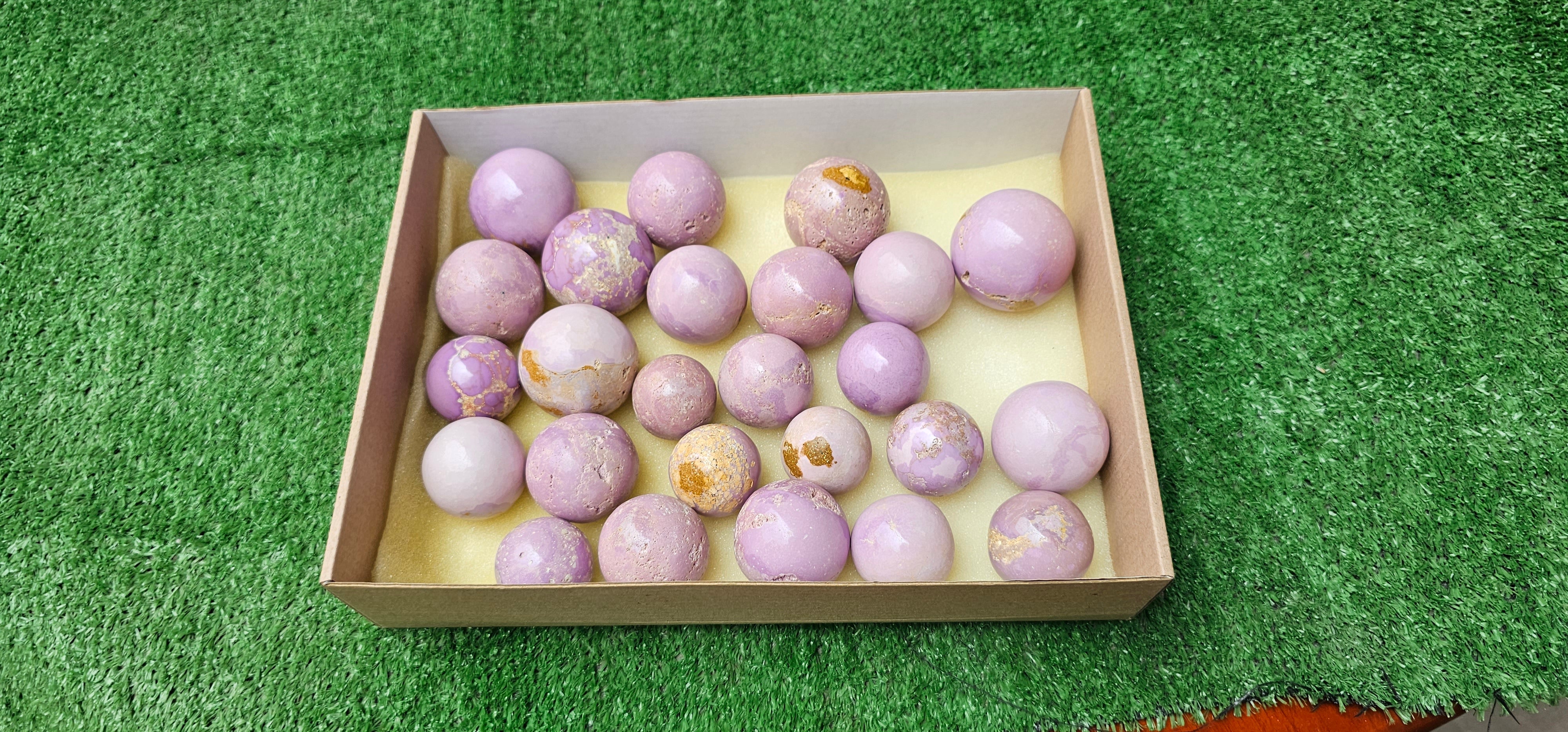 Lot 25 spheres Phosphosiderite***