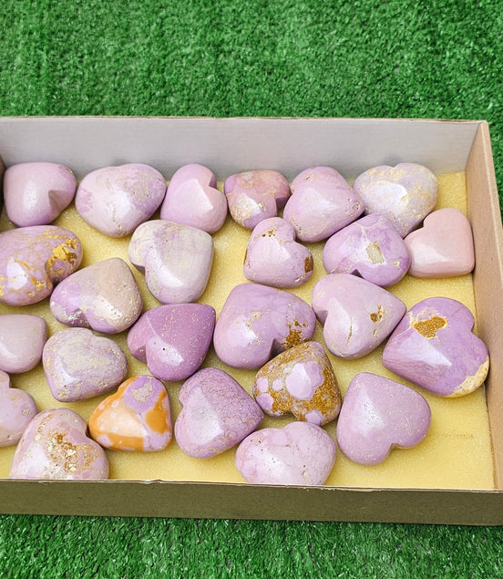Lot 25 hearts Phosphosiderite**