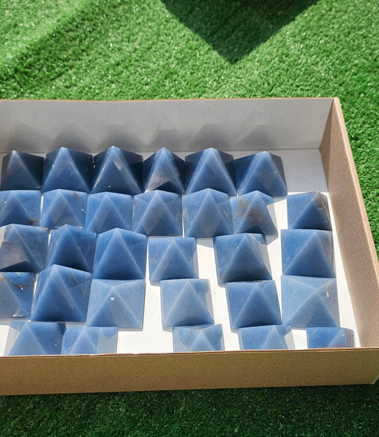 Lot 30 Pyramids Angelite**