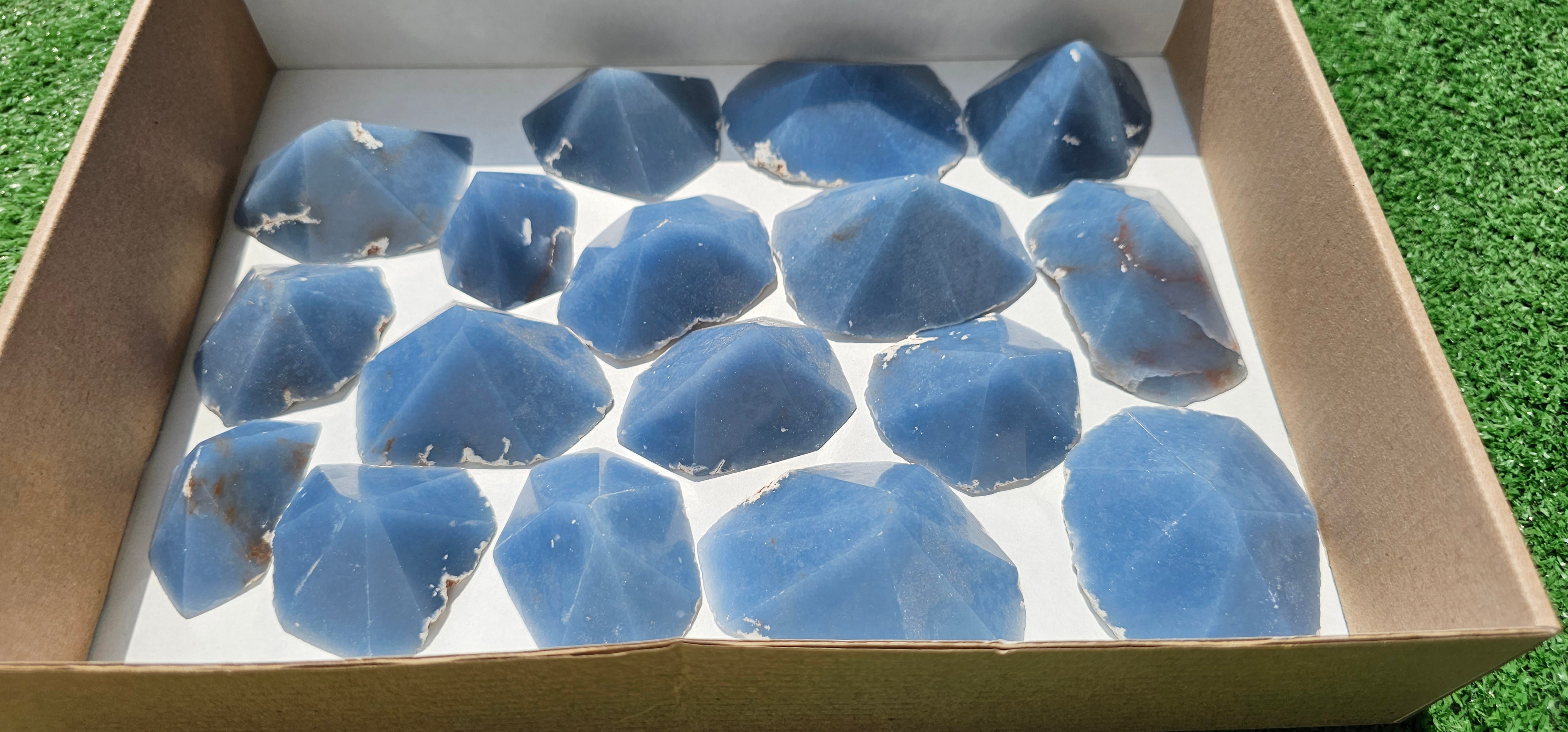 Lot 17 Slices with point Angelite*