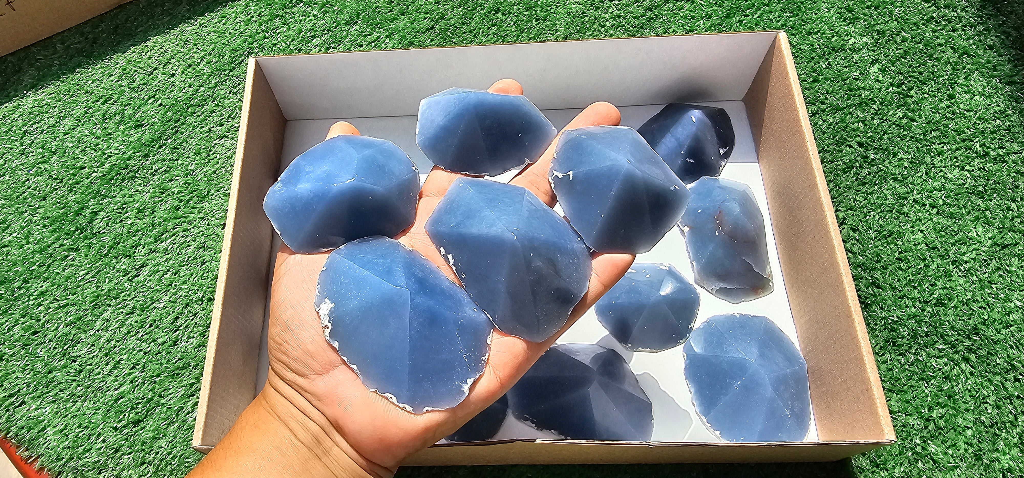 Lot 17 Slices with point Angelite*