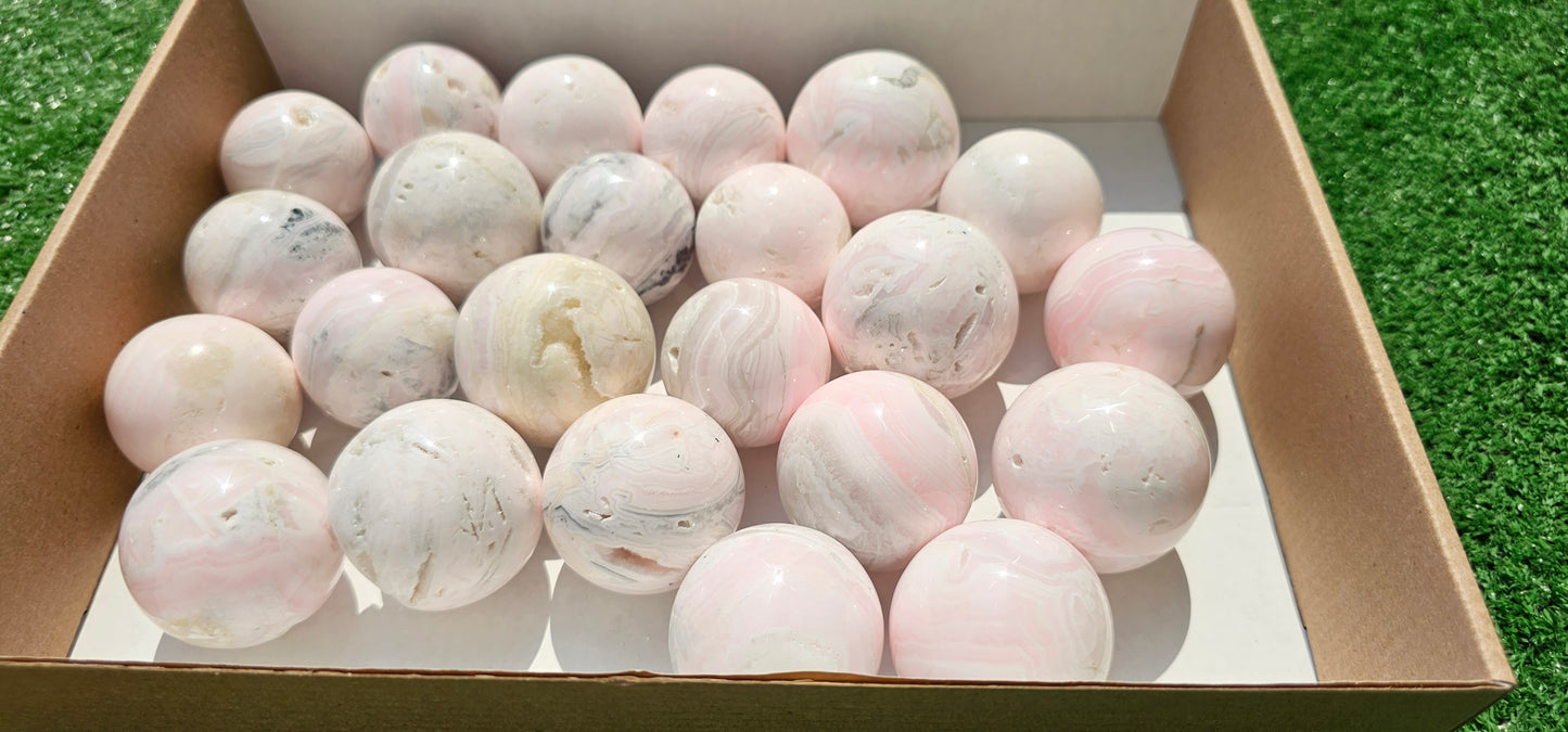 Lot 23 Spheres Mangano calcite drusy***