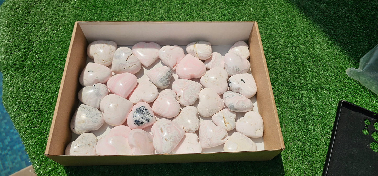 Lot 33 Hearts Mangano calcite drusy**