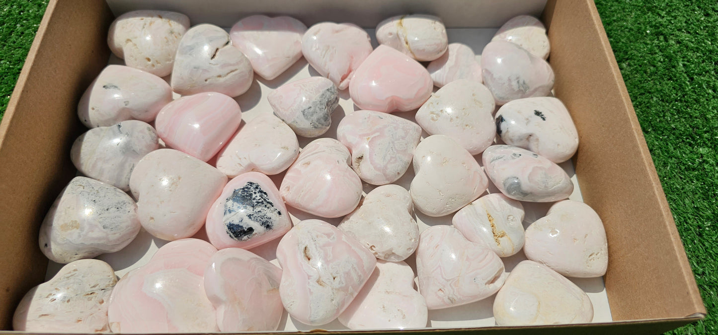 Lot 33 Hearts Mangano calcite drusy**