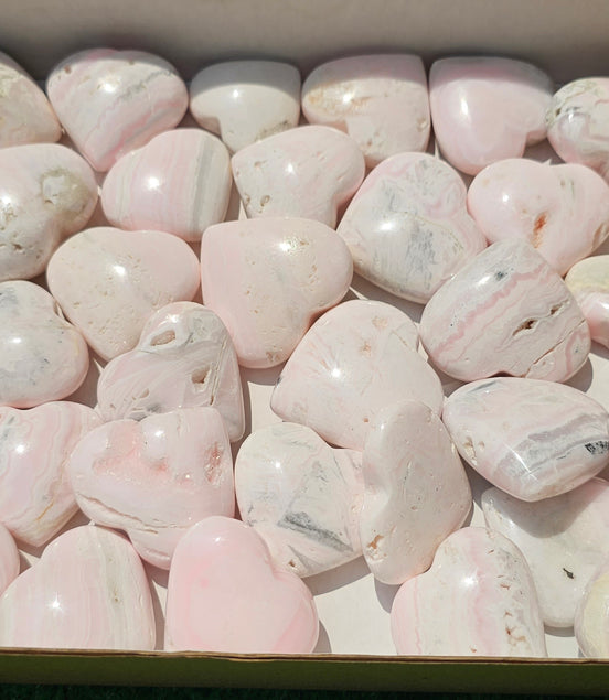 Lot 36 Hearts Mangano calcite drusy***