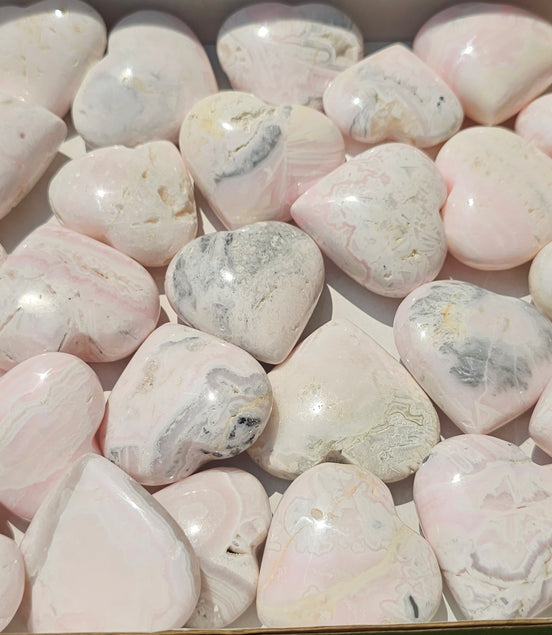 Lot 33 Hearts Mangano calcite drusy****