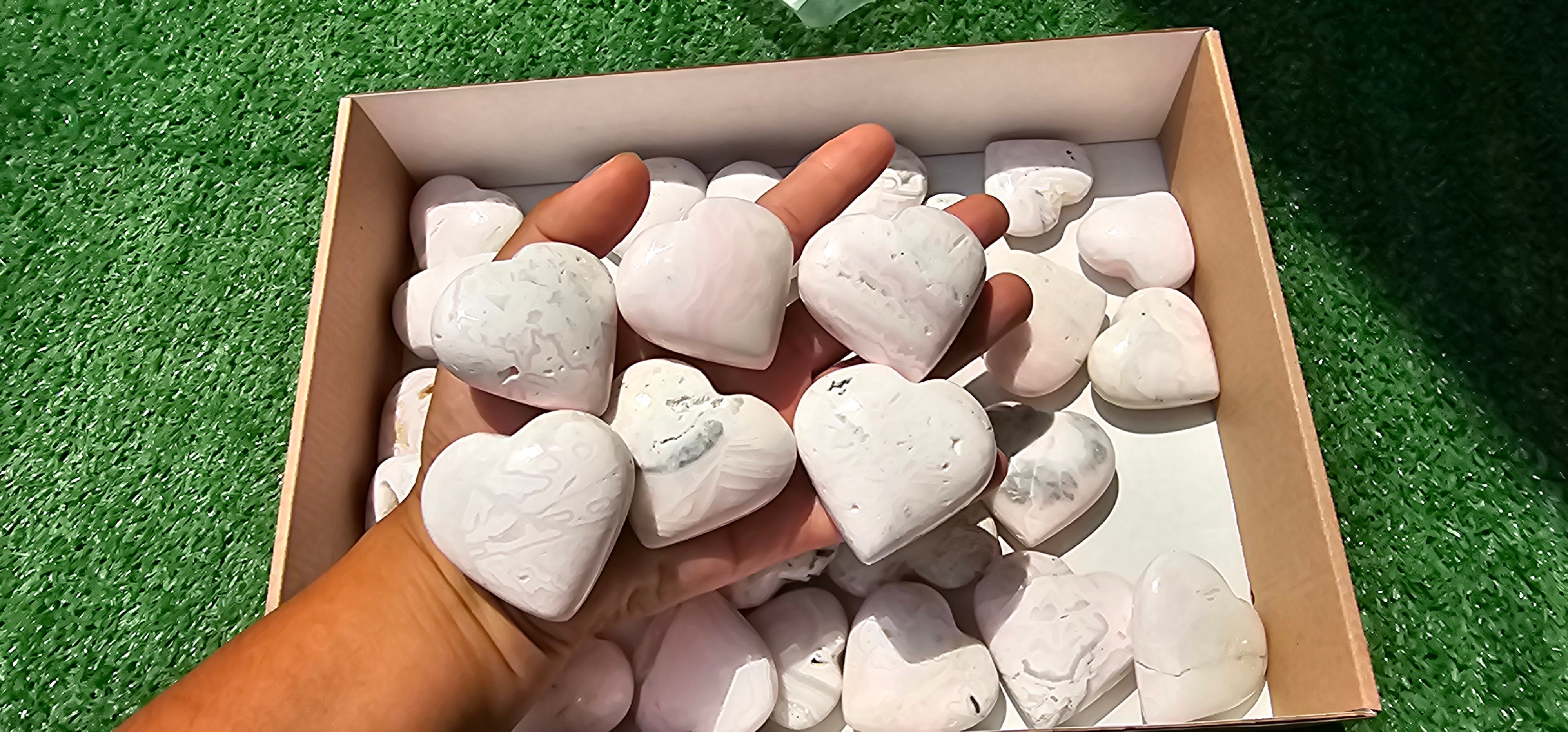 Lot 33 Hearts Mangano calcite drusy****