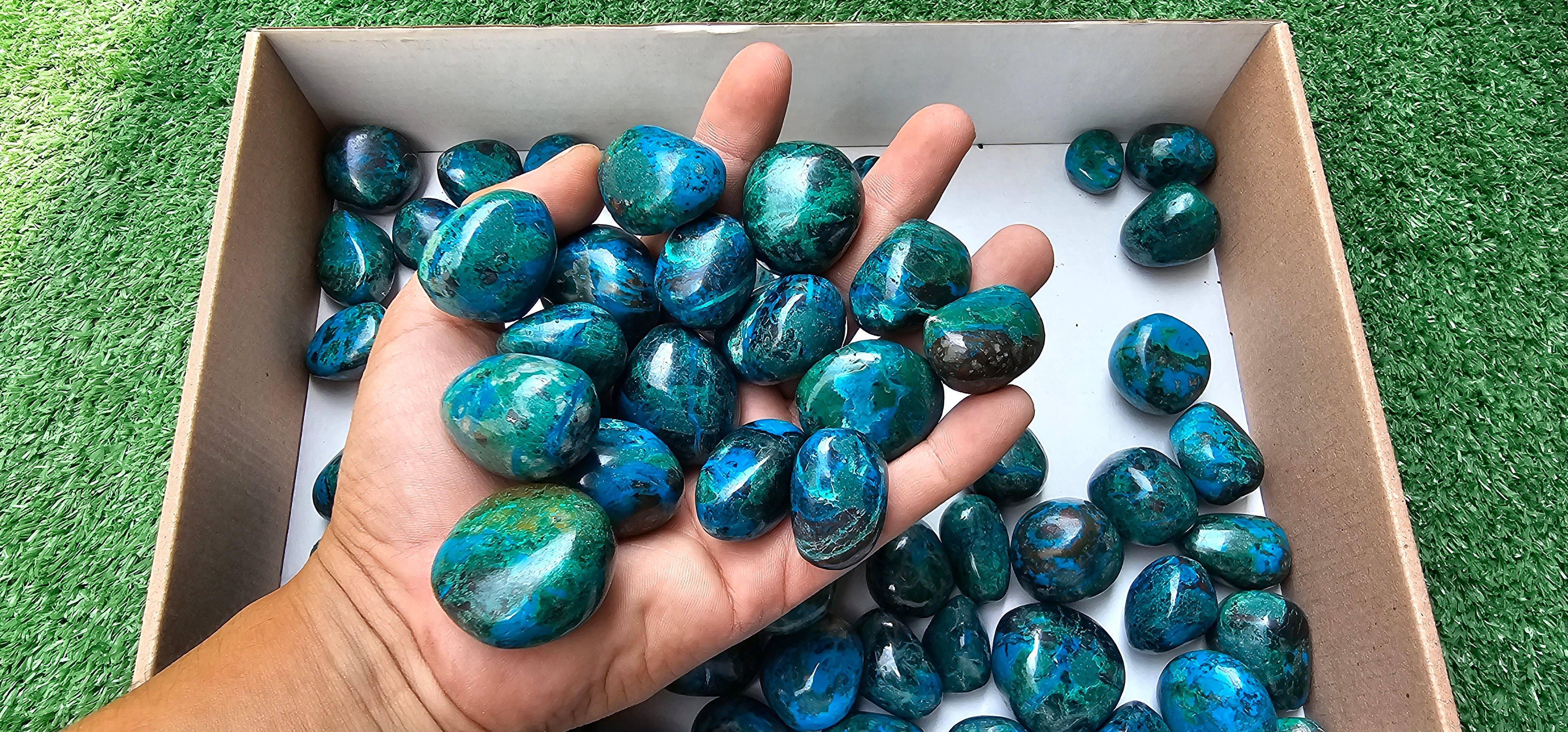 Lot 2 kg Tumbled Chrysocolla***