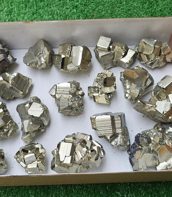 Lot 3.1 kg Coco Pyrite**