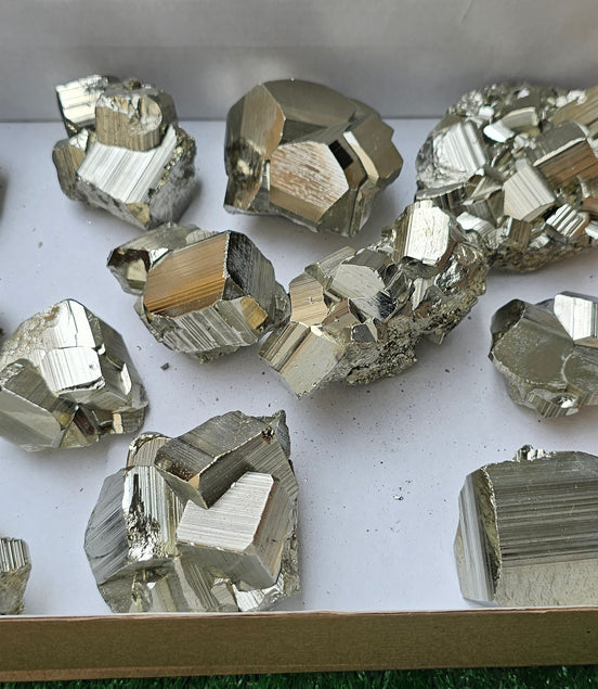 Lot 3.3 kg Coco Pyrite***