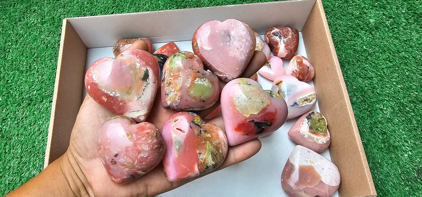 Lot 26 hearts Pink opal*