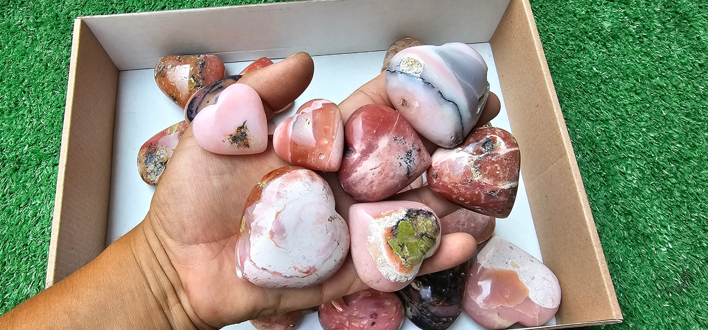 Lot 26 hearts Pink opal*