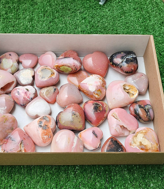 Lot 29 hearts Pink opal**