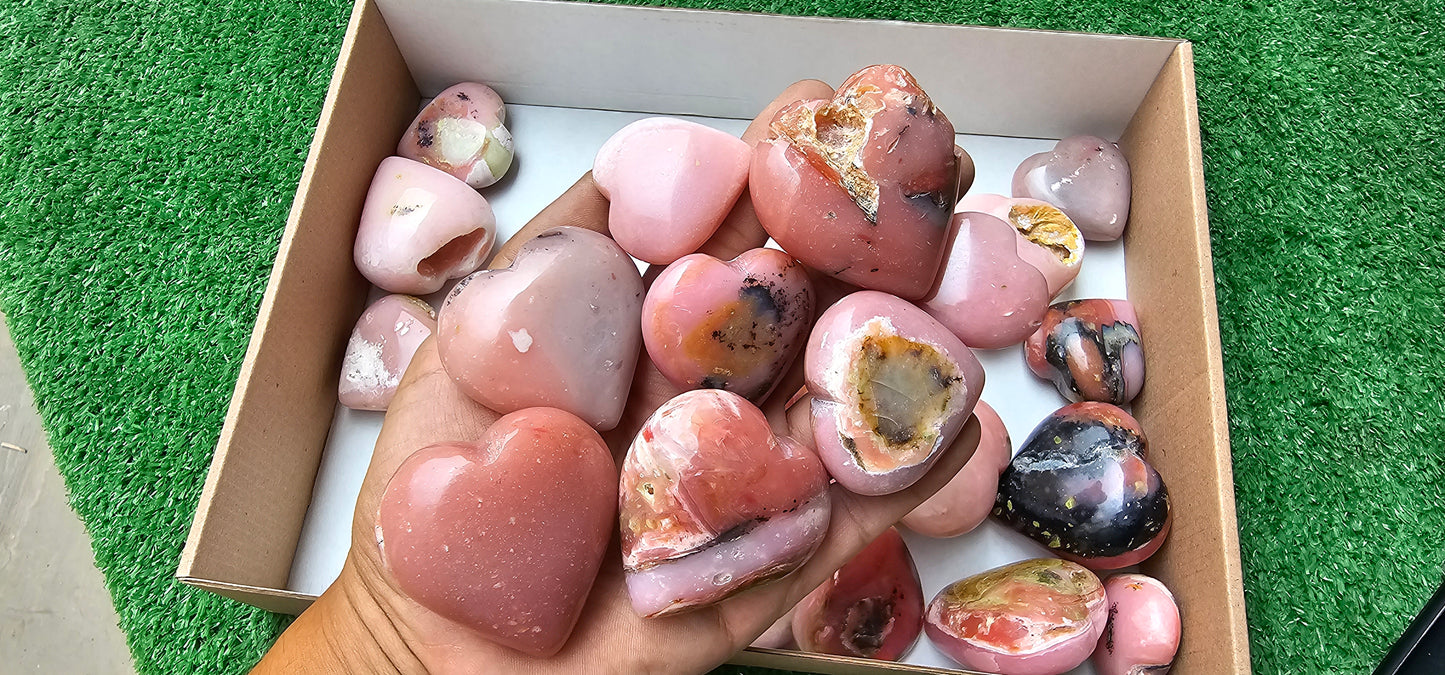 Lot 29 hearts Pink opal**