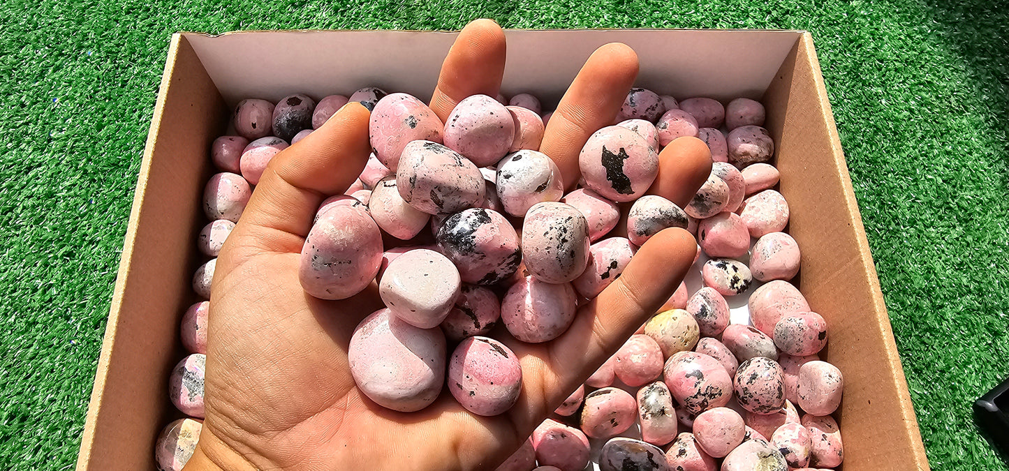 Lot 2.5 kg Tumbled Rhodonite