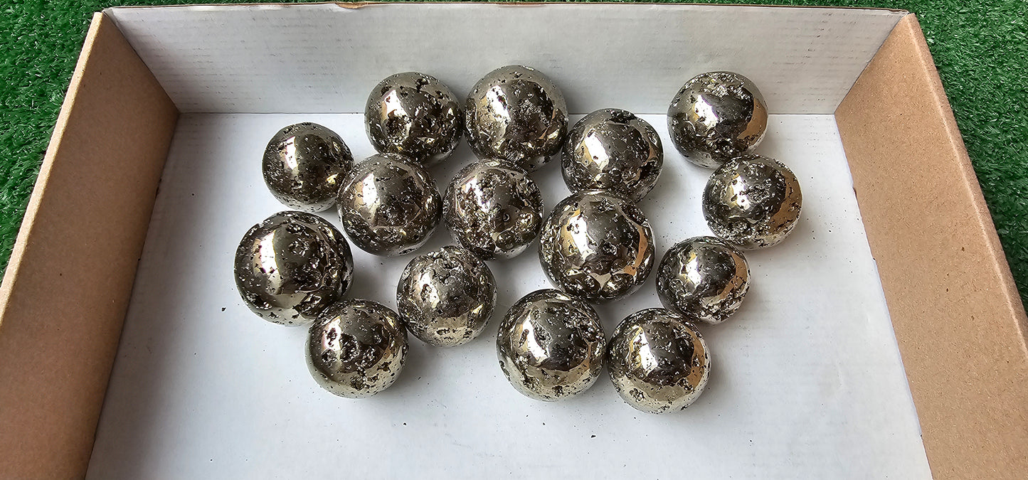 Lot 15 pcs Pyrite Sphere