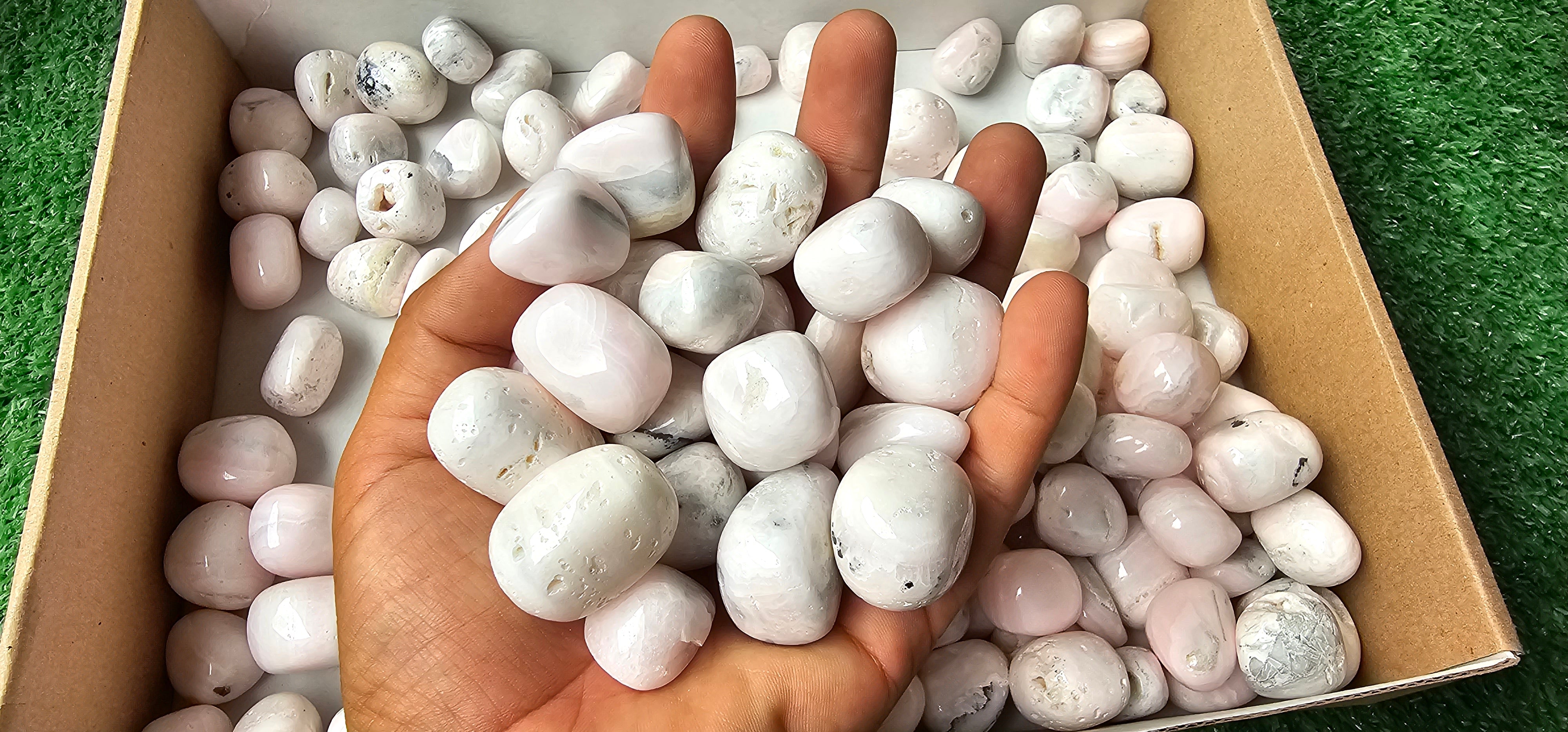 Lot 2.1 Kg Mangano Calcite Tumbled