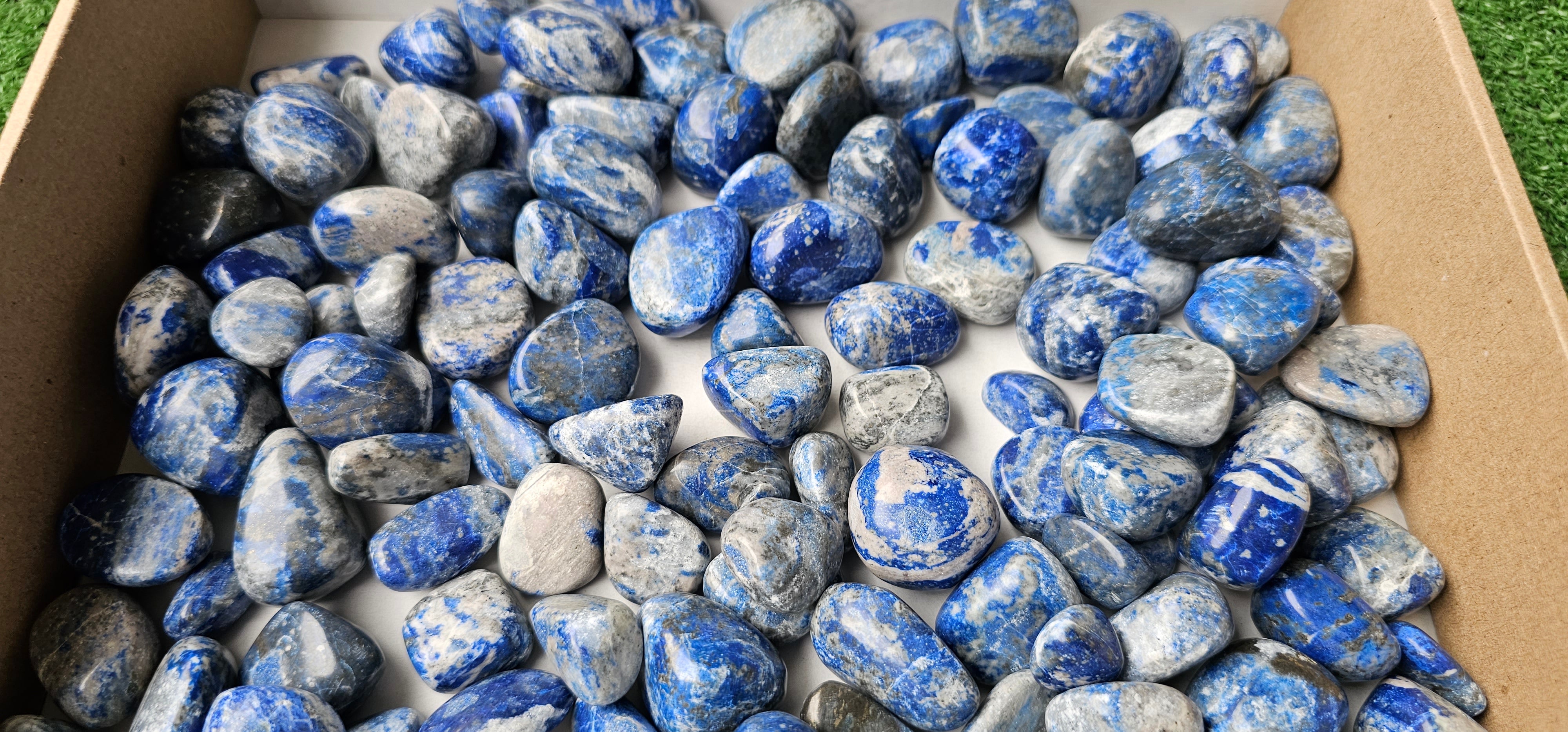 Lot 2 kg Lapis Lazuli Tumbled
