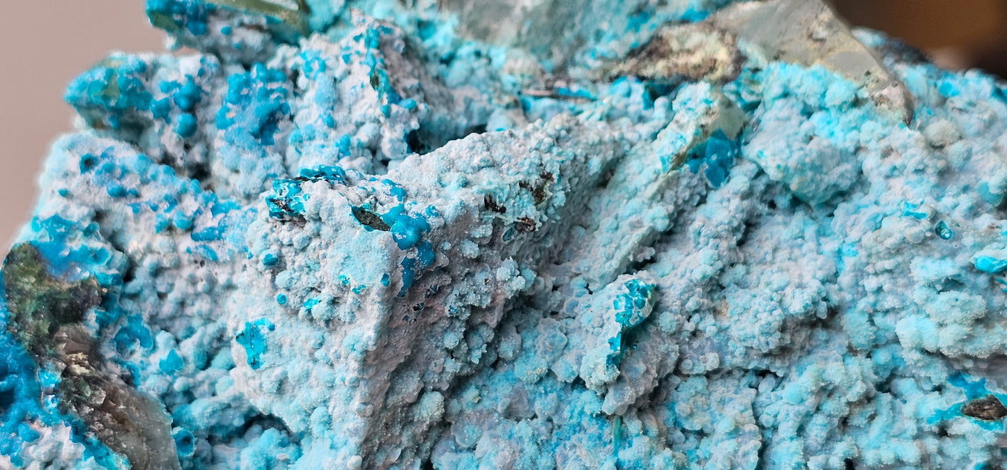 Chrysocolla on Quartz