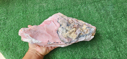 Pink Opal rough (1 pc)