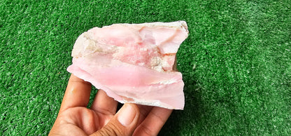 Pink Opal rough (1 pc)