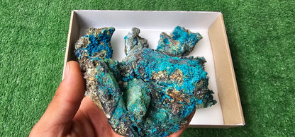 Lot 6 Chrysocolla on Quartz