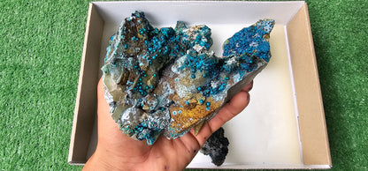 Lot 6 Chrysocolla on Quartz