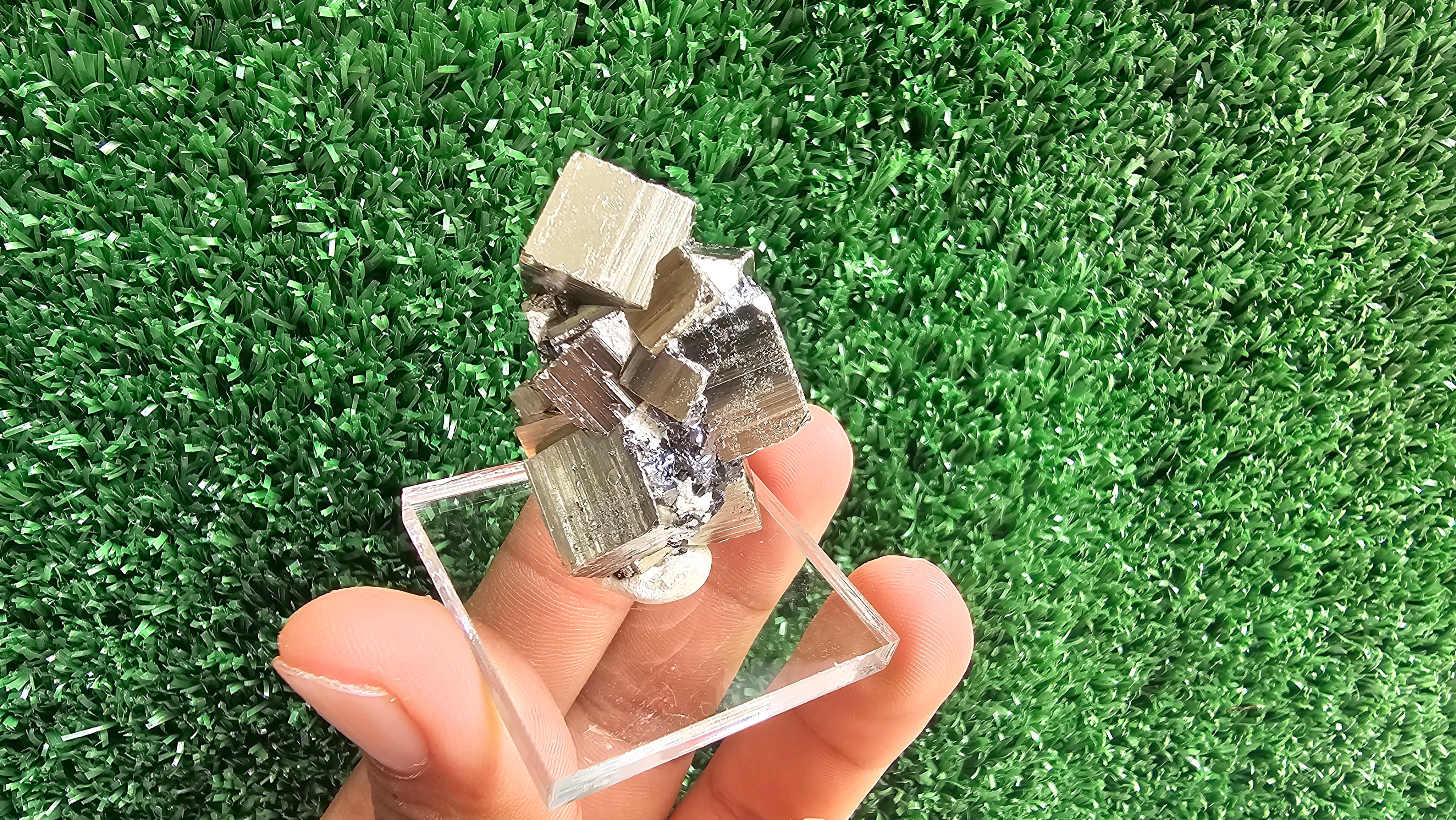 pyrite octahedral