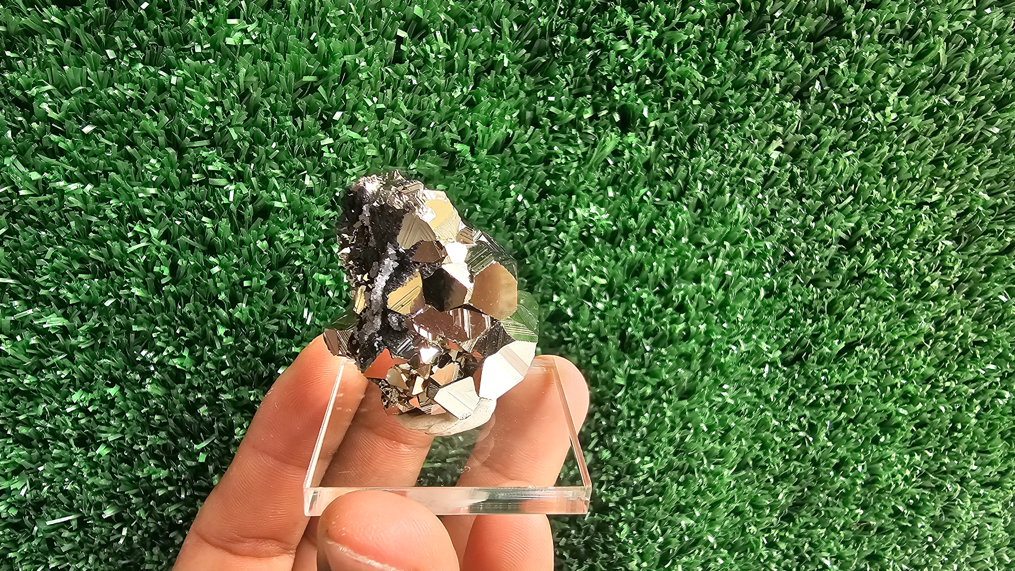 pyrite octahedral